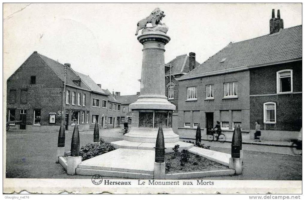 HERSEAUX....LE MONUMENT AUX MORTS...CPA ANIMEE - Moeskroen