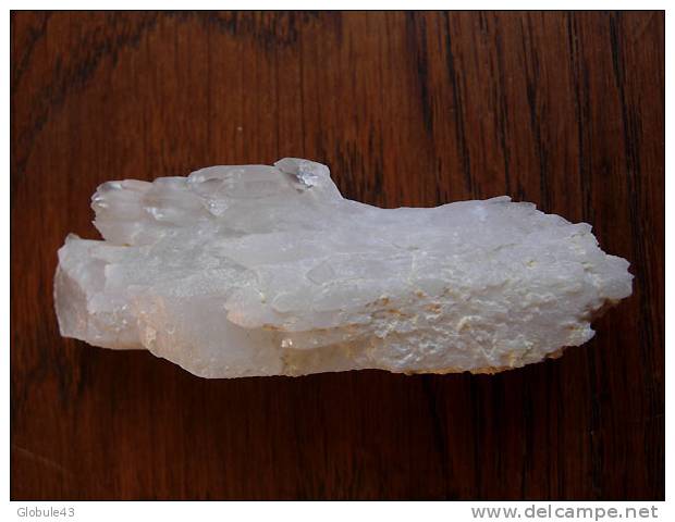 QUARTZ CRIS 7 X 2,5 CM ROSIA MONTANA ROUMANIE - Mineralien