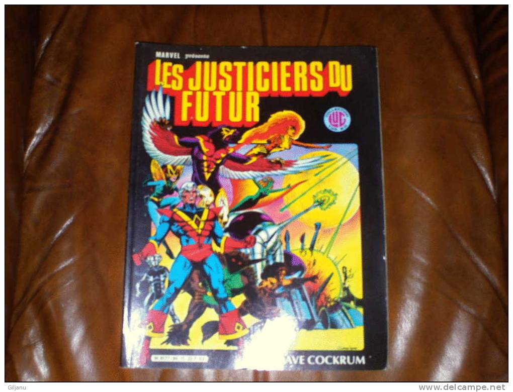 LES JUSTICIERS DU FUTUR    LUG - Mangas Versione Francese