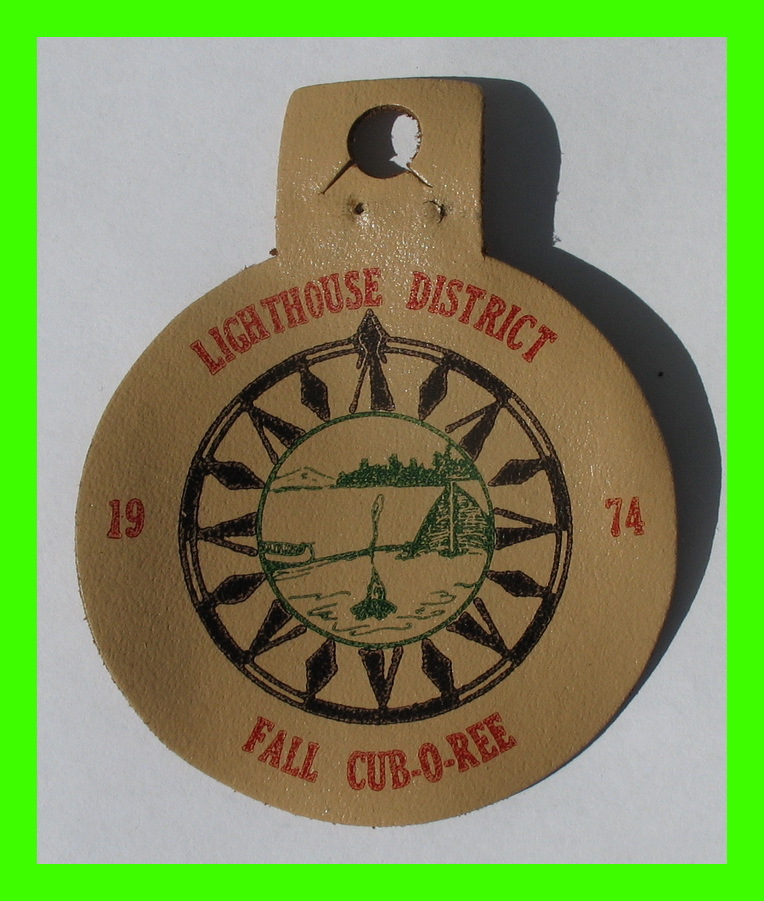 SCOUTING  PATCHES -  LIGHTHOUSE DISTRICT - FALL CUB-O-REE, 1974 - - Pfadfinder-Bewegung