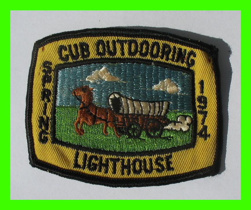 SCOUTING PATCHES - 2 CUB OUTDOORING 1973 - LIGHTHOUSE - SPRITIT OF 1974 - - Scoutisme