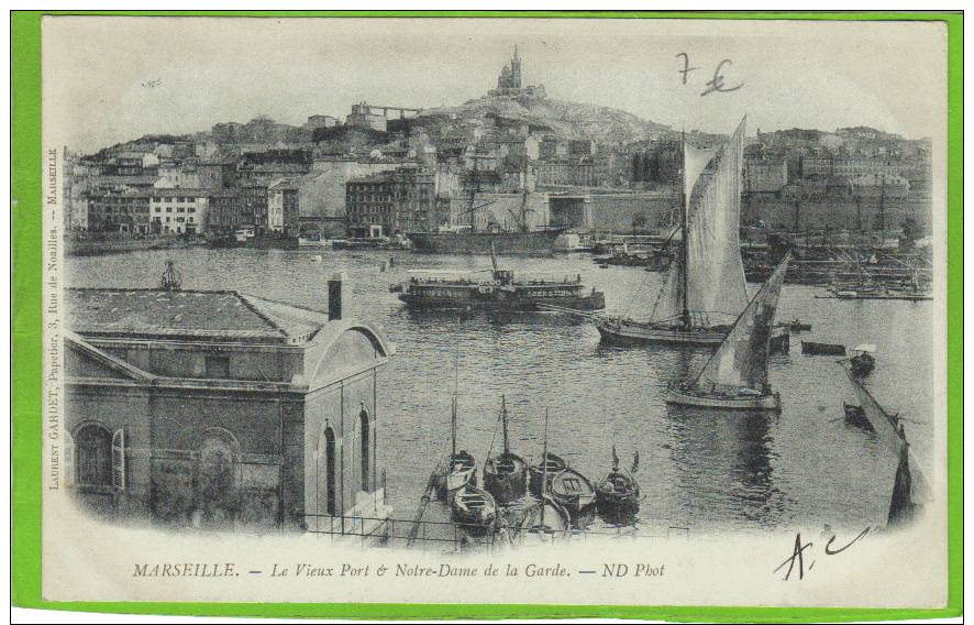 BOUCHES DU RHONE. MARSEILLE. NOTRE DAME DE LA GARDE VUE DU VIEUX PORT. - Old Port, Saint Victor, Le Panier