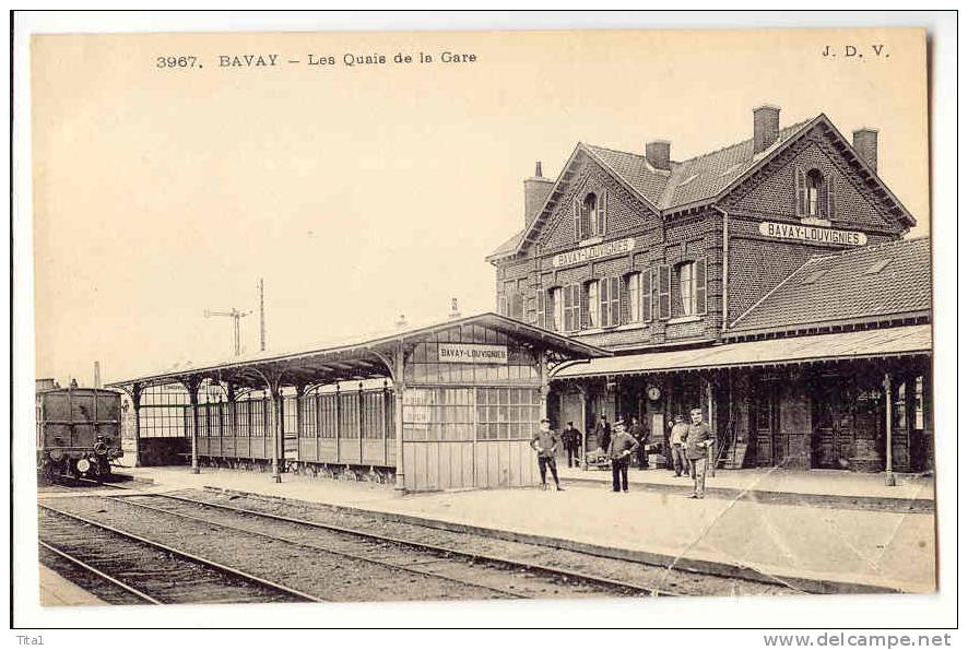 12866 -  BAVAY - Les Quais De La Gare   *J.D.V.* - Bavay