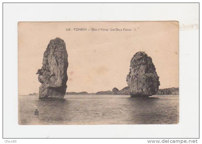 VIE.55   VIET-NAM  /  TONKIN  /  Baie D'Along  -  Les Deux Frères - Viêt-Nam