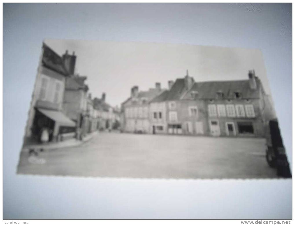 1cve - CPSM - MOULINS ENGILBERT- PLACE LAFAYETTE - RUE NOTRE-DAME - [ 58 ] Nievre - Moulin Engilbert