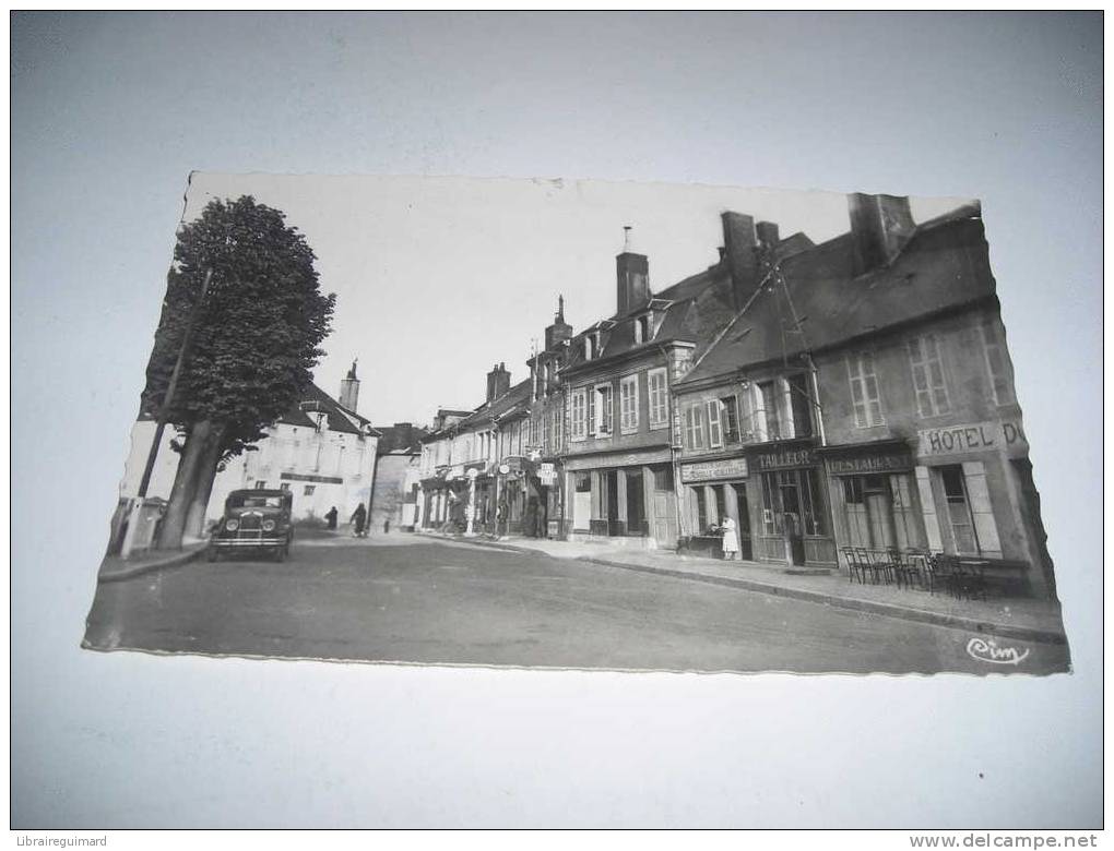 1cvf - CPSM - MOULINS ENGILBERT- PLACE BOUCAUMONT - [ 58 ] Nievre - Moulin Engilbert