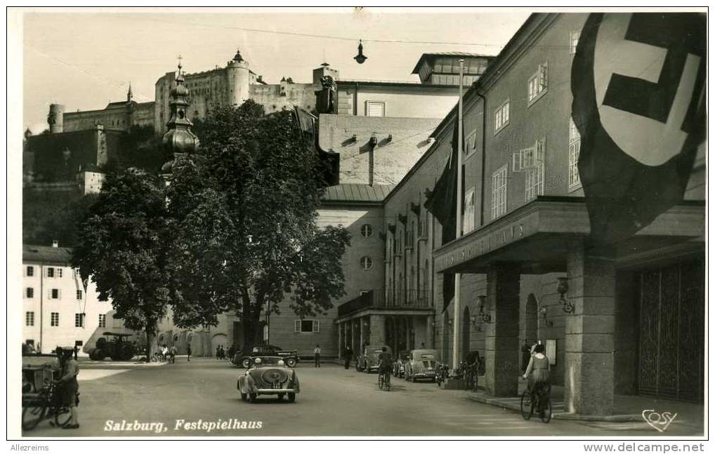 SALZBOURG : Festspielhaus Avec Voitures Et Drapeau Avec Croix Gammée VOIR DESCRIPTIF §§§§§§§ - Autres & Non Classés