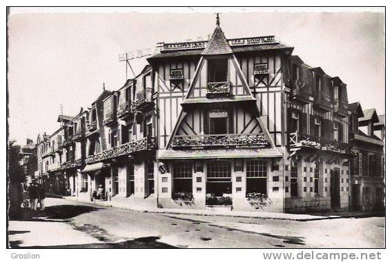 VILLERS SUR MER 83 HOTEL DE PARIS - Villers Sur Mer