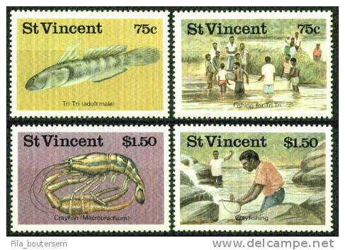 St Vincent : 1986 : (**) Yv 979-982 "Pêche En Eau Douce" (Cote Eur 5.49) - Antillas Holandesas