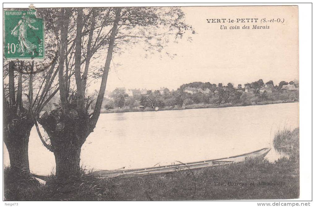 Cpa Du 91 - Vert Le Petit - Un Coin Des Marais - Vert-le-Petit