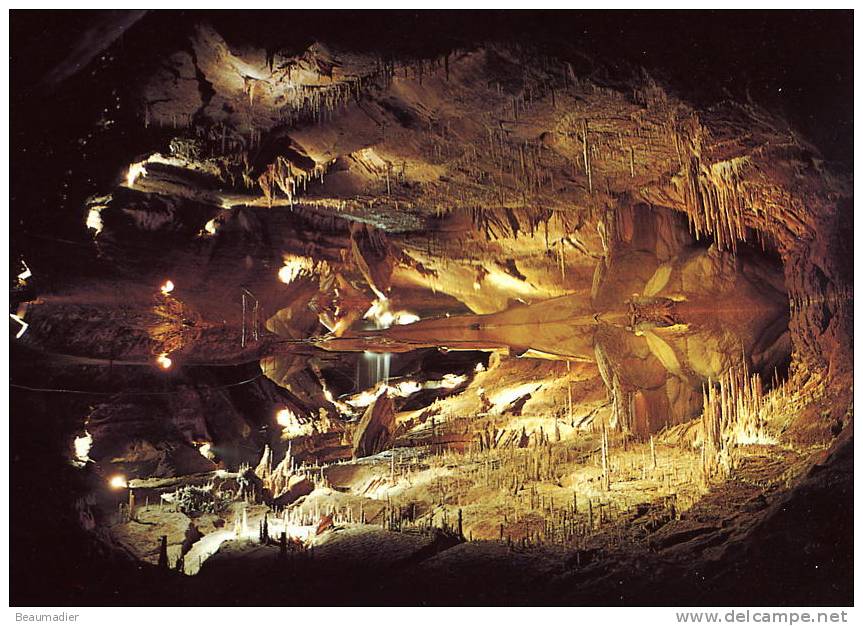 Lot Grotte De Lacave En Quercy Entre Roc Amadour Et Souillac - Lacave