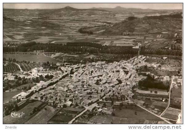 CARTE POSTALE DE ST-GERMAIN LEMBRON - VUE GENERALE AERIENNE - Saint Germain Lembron