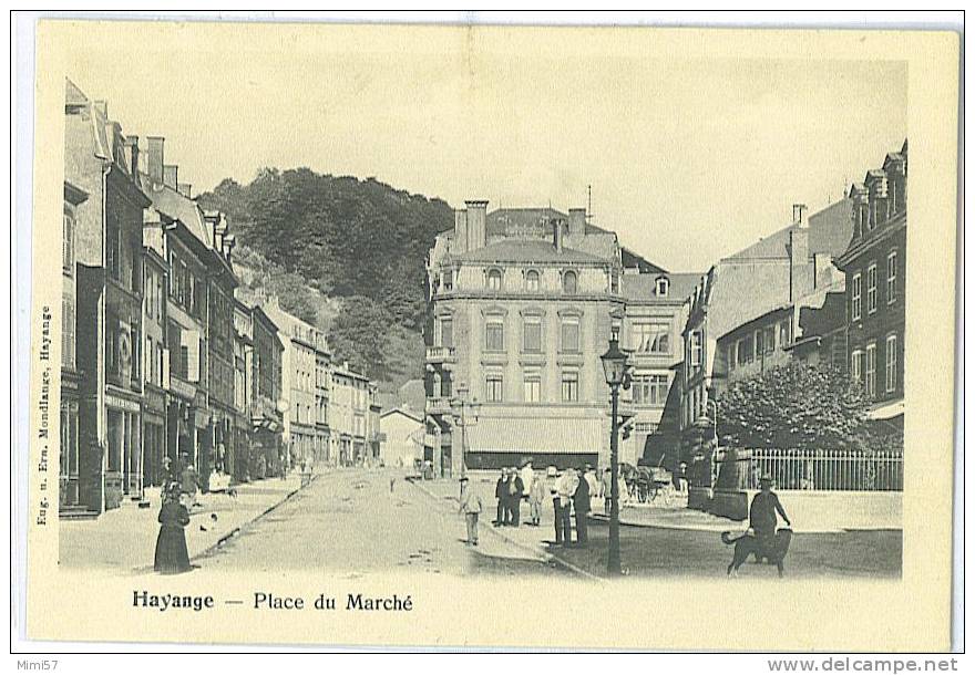 C.P.A. HAYANGE - Place Du Marché - Hayange