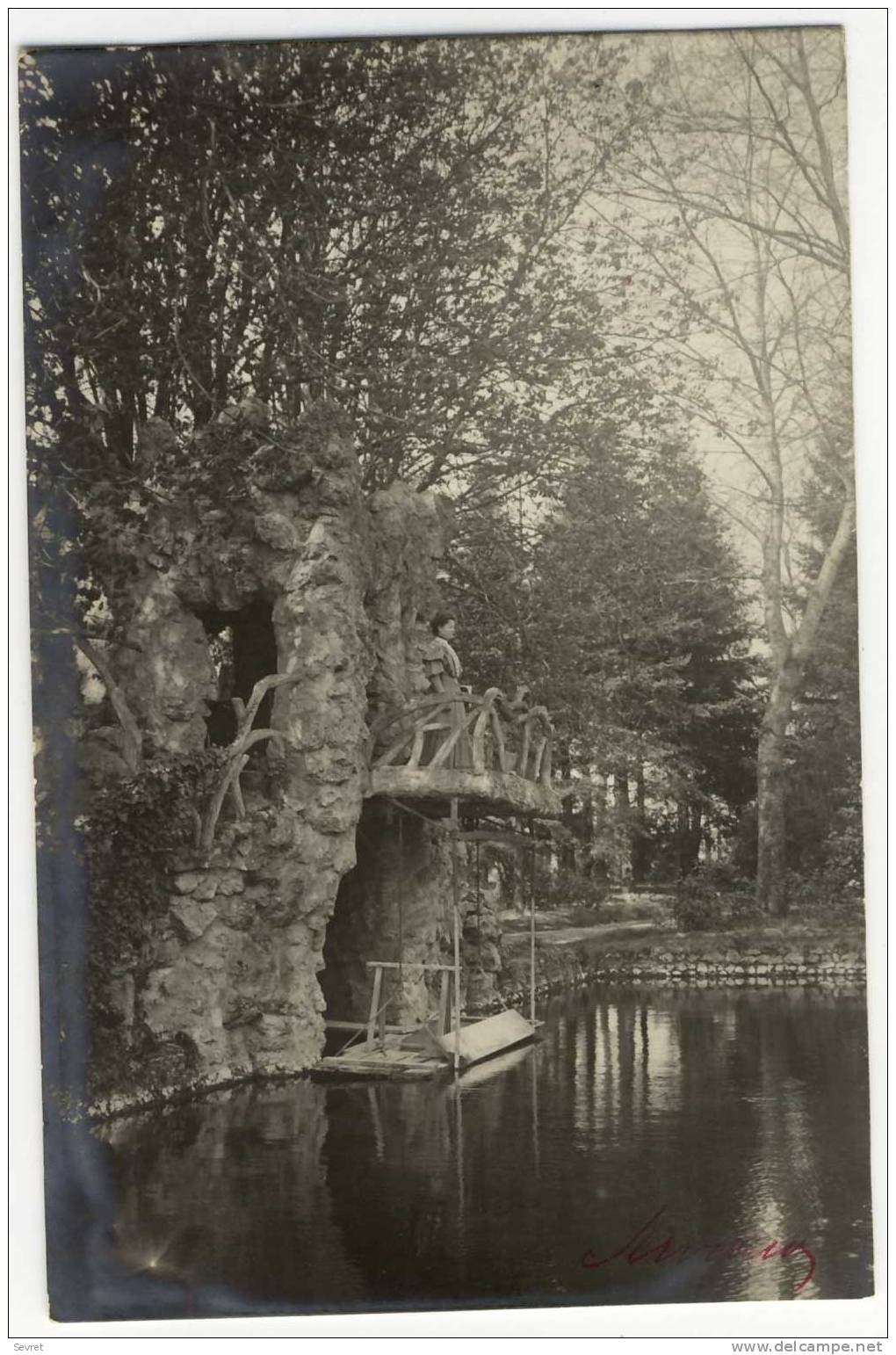 LE FRESNAYE Sur CHEDOUET - Parc Guimier . Vue Du Parc Avec Lavoir  . - La Fresnaye Sur Chédouet