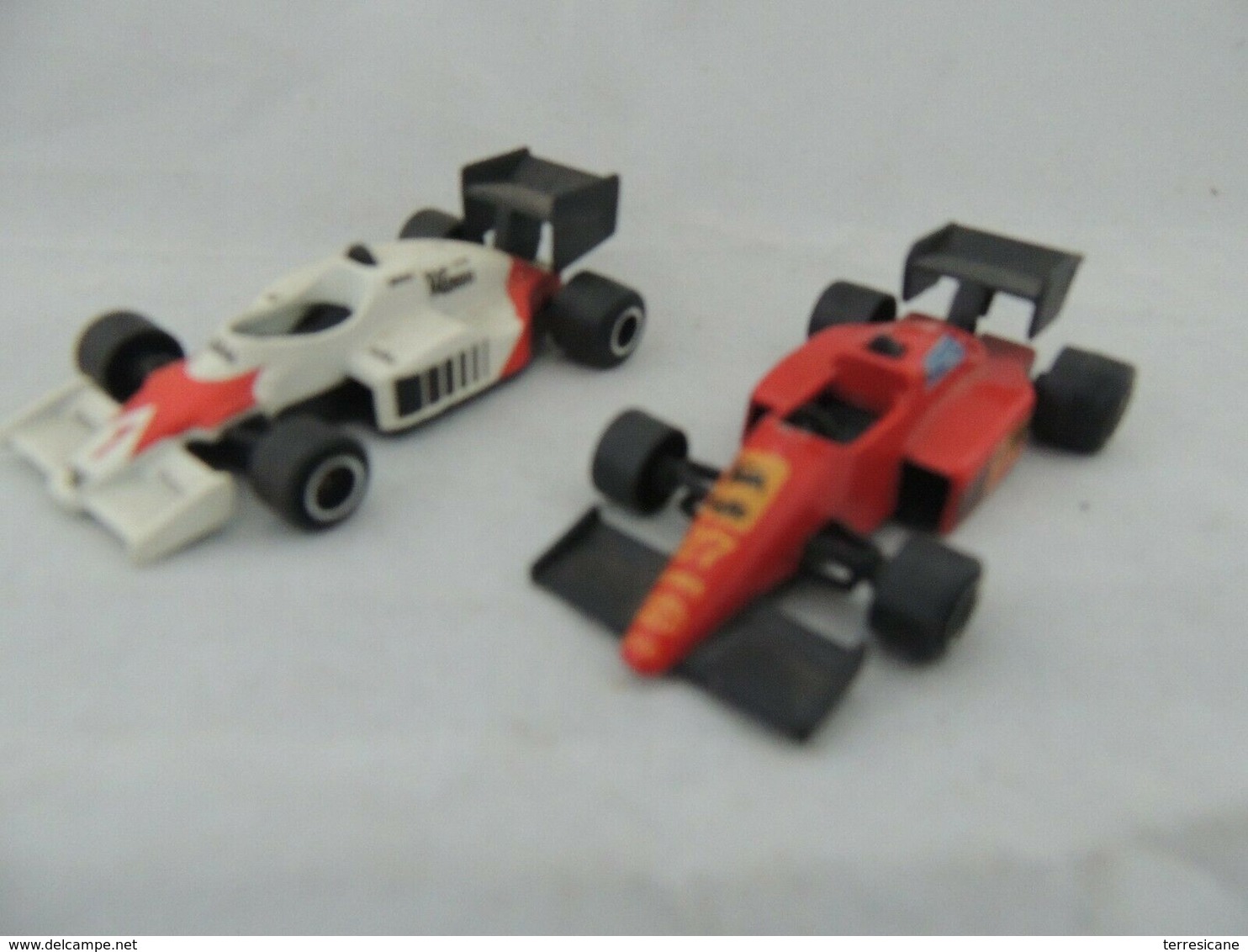 R MAJORETTE VINTAGE F1 MC LAREN & F1 FERRARI 1/55 NO BOX - Majorette