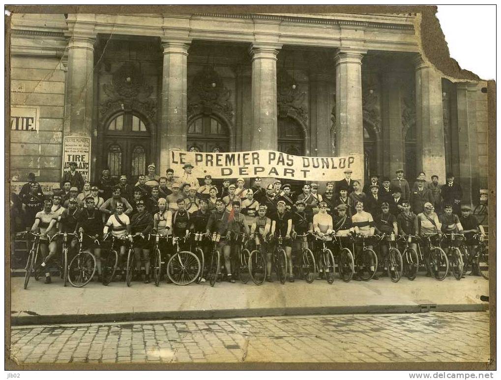 Saint Quentin - Théatre Municipal - Le Premier Pas Dunlop - Départ - Cycling