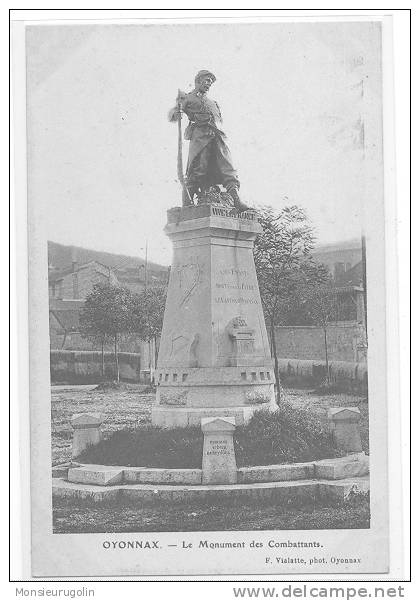 01 ) OYONNAX - Monument Des Combattants, F Vialatte - Oyonnax