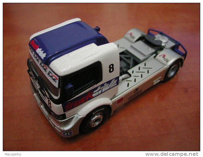 Corgi TY97304, Mercedes Racing Truck, 1:43 - Corgi Toys