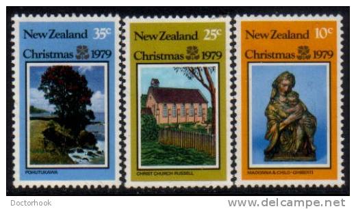 NEW ZEALAND  Scott #  690-2**  VF MINT NH - Neufs