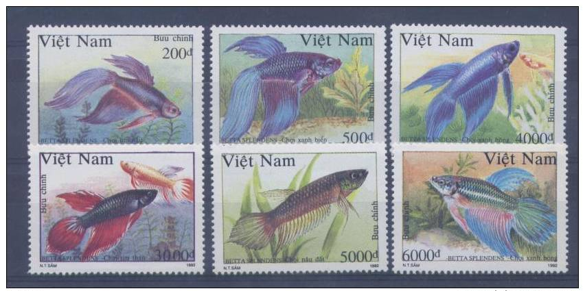 ANTee526 - VIETNAM , Serie 1325/1330  *** - Pesci