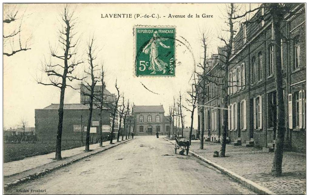 LAVENTIE (P.-de-C.) -- Avenue De La Gare - Laventie