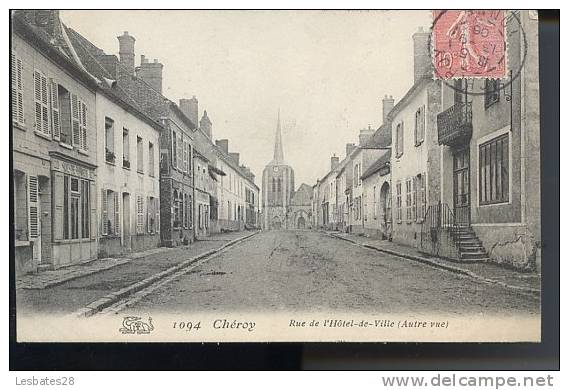 CPA 89- CHEROY- Rue De L'Hôtel-de-Ville---SUIT76 46 - Cheroy