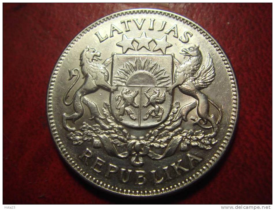 LATVIA  2 LATI 1925  Y SILVER 835 - 10 GRAMM COIN     - KM - 8 - Latvia