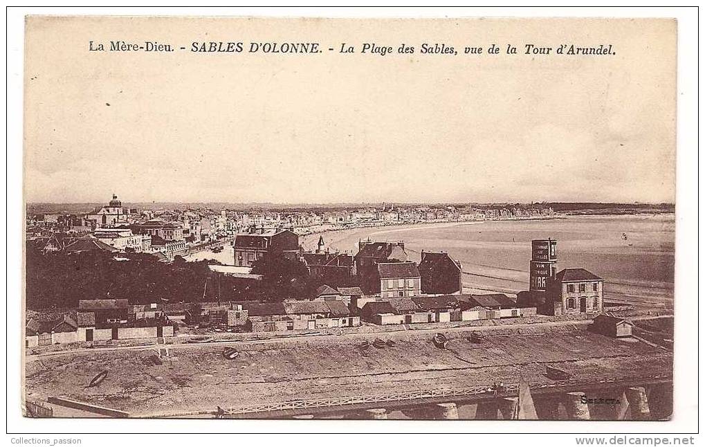 Cpa , 85 , SABLES D´OLONNE , La Plage Des Sables , Vue De La Tour D´Arundel - Sables D'Olonne