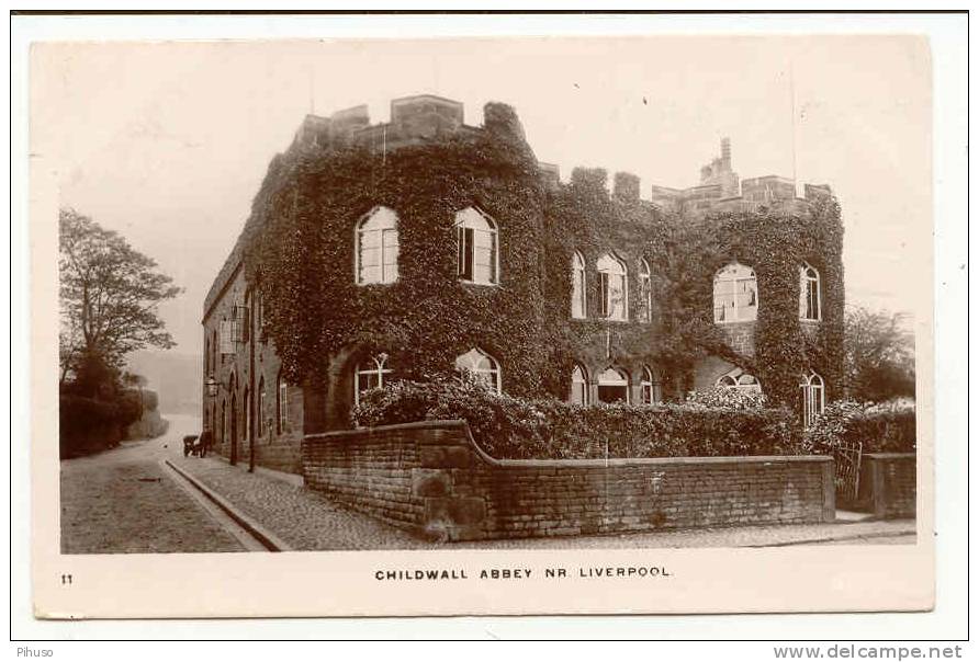 UK390  LIVERPOOL : Childwall Abbey - Liverpool