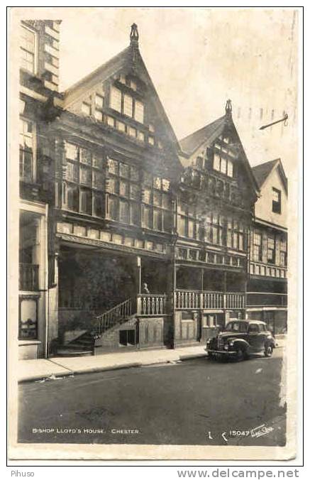 UK111  CHESTER : Bishop Lloyd's House - Chester