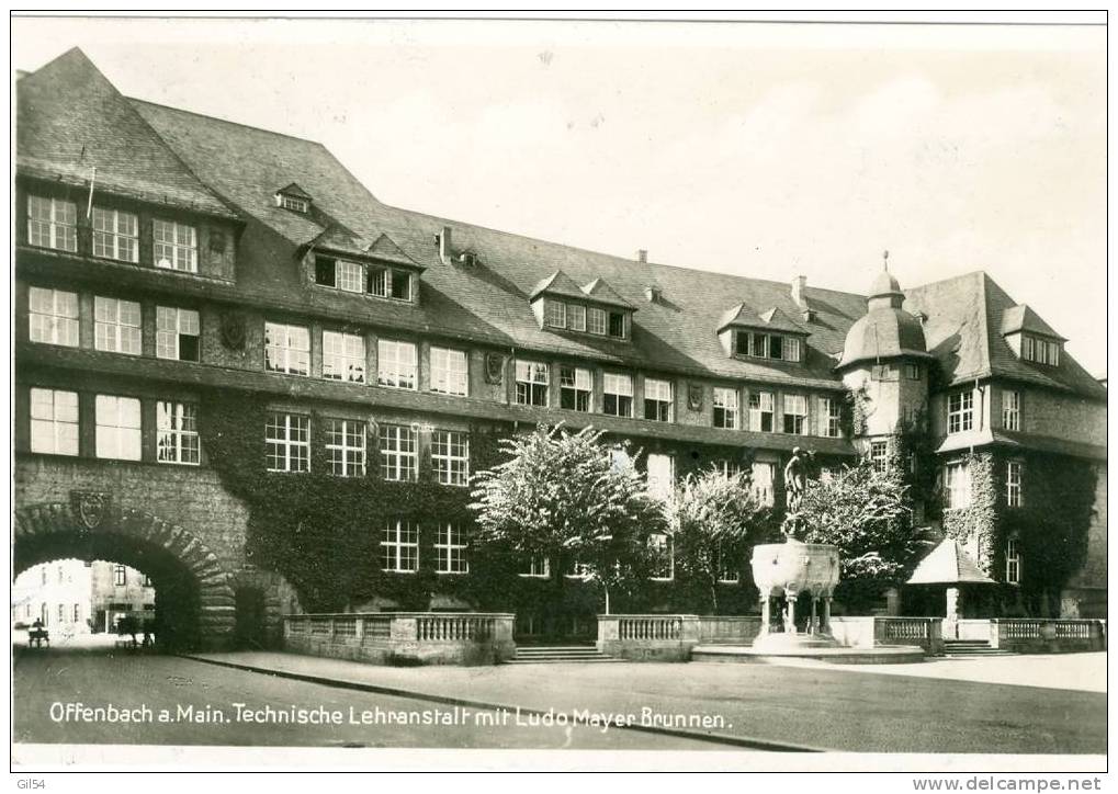 OFFENBACH A. M. Technische Lehranstalt MIT Ludo Mayer Brunnen    - Pk78 - Offenbach