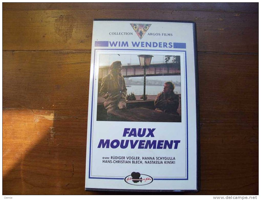 FAUX MOUVEMENT  DE WIM WENDERS - Romantique