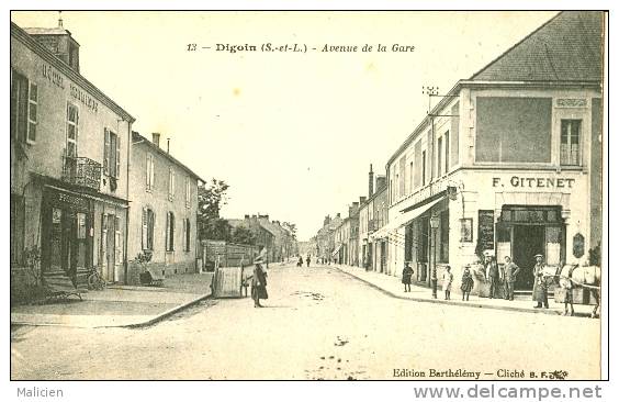 SAONE ET LOIRE - Ref 7129- Digoin -  Avenue De La Gare  - Carte Bon Etat - - Digoin