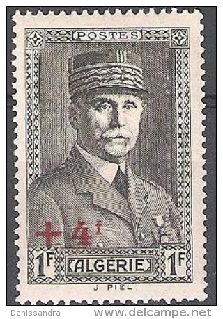 Algérie 1942 Michel 174 Neuf ** Cote (2005) 0.80 Euro Maréchal Pétain - Unused Stamps