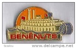 Benenuts , Le Bateau A Roue - Boats