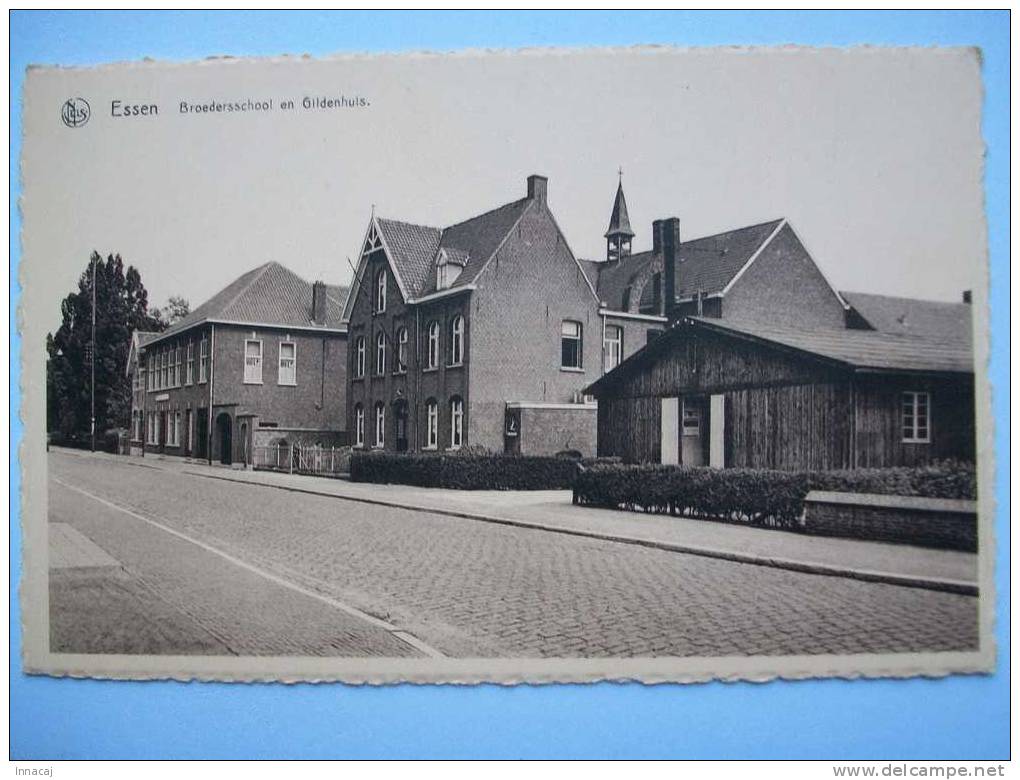 Réf: 29-2-8.                   ESSEN              Broedersschool En Gildenhuis.         ( Brunâtre ). - Essen