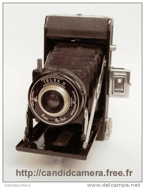 Appareil Photo DEMARIA TELKA X Avec Obturateur Bakelite De Banco Kafta Kaftanski - Fotoapparate