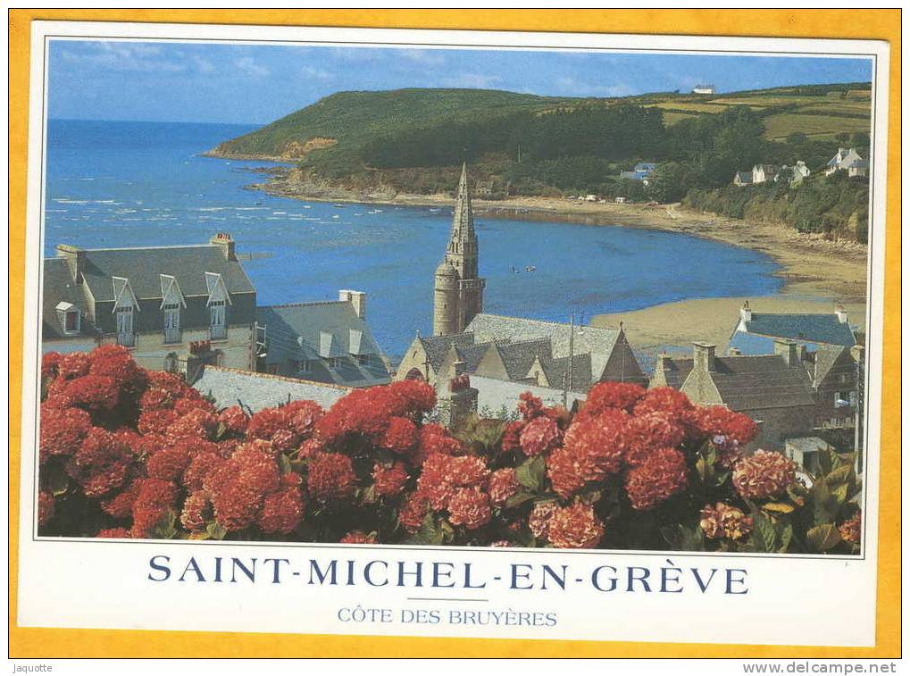 SAINT MICHEL EN GREVE - Côtes D´Armor - La Côte Des Bruyères Vue Sur La Baie - église - Plage - Saint-Michel-en-Grève