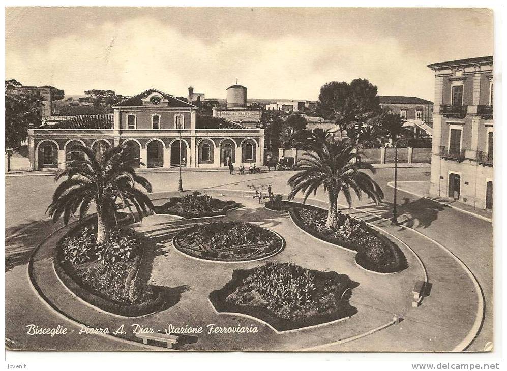 BISCEGLIE (Bari) - Piazza A. Diaz - Stazione Ferroviaria - Bisceglie