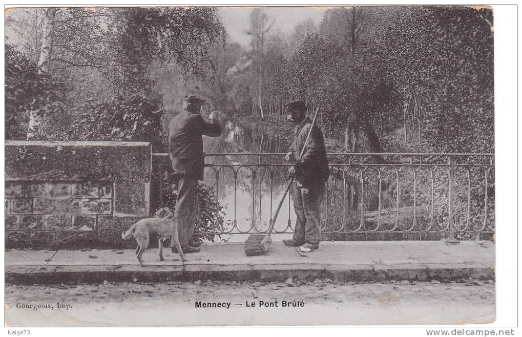 Cpa Du 91 - Mennecy - Le Pont Brulé - Mennecy