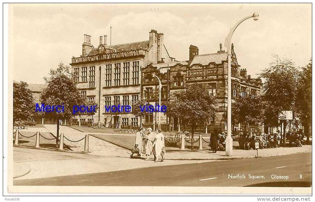 Cp ANGLETERRE  GLOSSOP Norfolk Square ( Carte Photo ) - Derbyshire