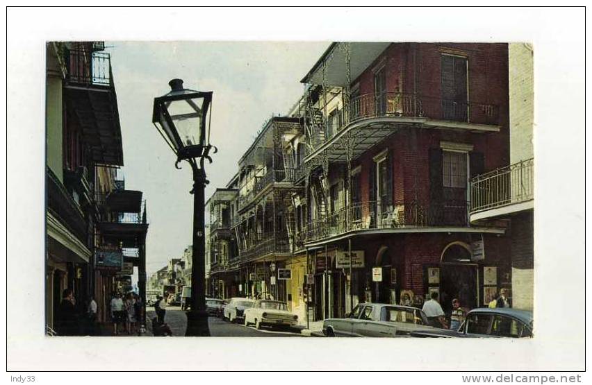 - USA LA . NEW ORLEANS . LACE WORK BALCONIES ON ST. PETER STREET - New Orleans