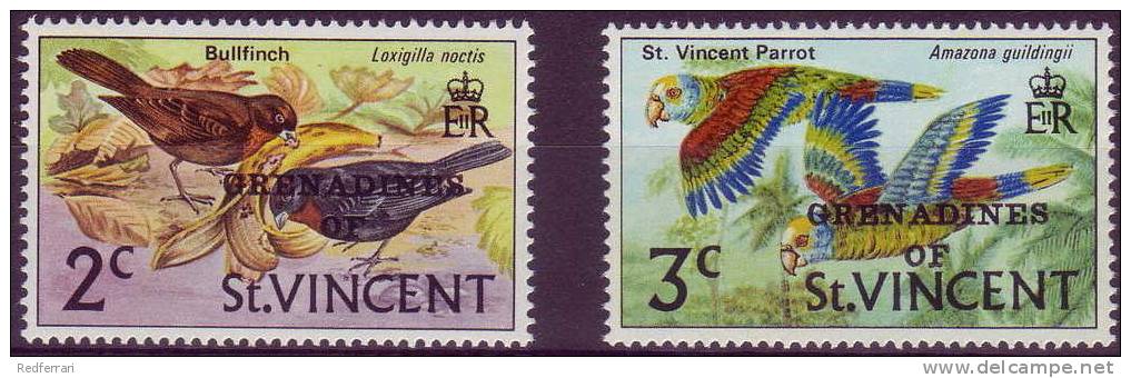 (424)  Birds  Parrot  St Vincent Marked Grenadines - Perroquets & Tropicaux