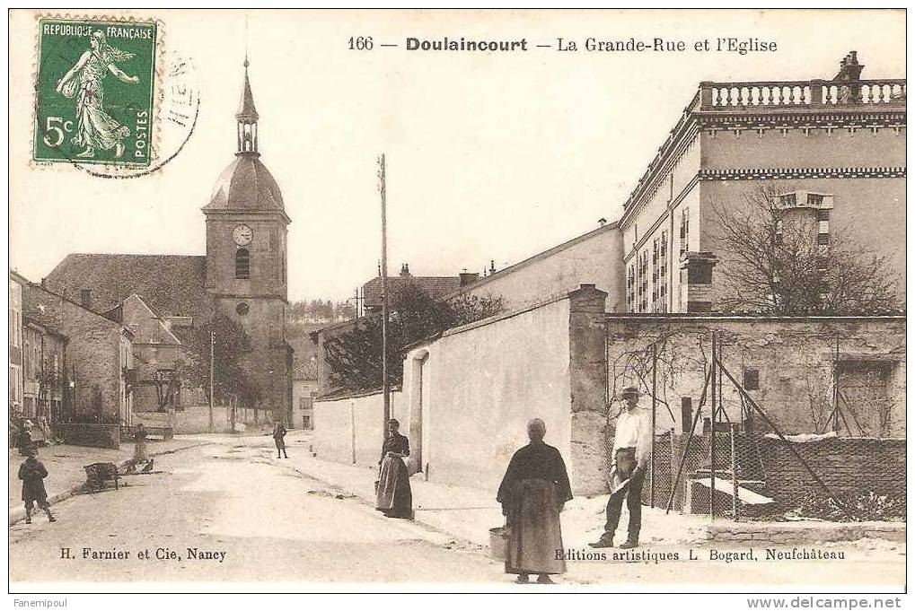 DOULAINCOURT.     La Grande-Rue Et L'Eglise - Doulaincourt