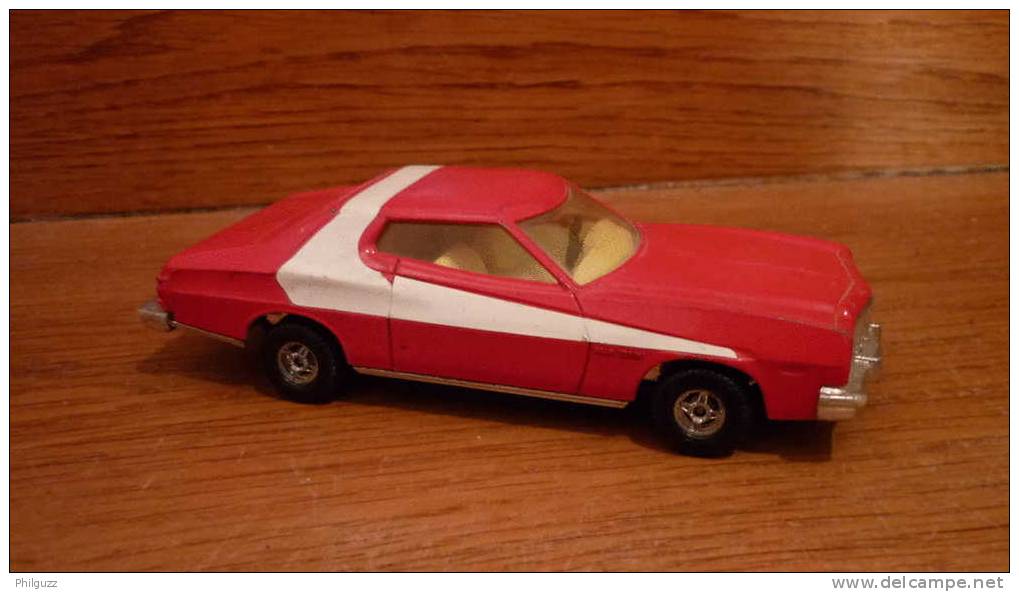 SERIE TV STARSKY ET HUTCH AUTOMOBILE VOITURE CAR FORD GRAN TORINO 1/36 CORGI 1978 - Autres & Non Classés