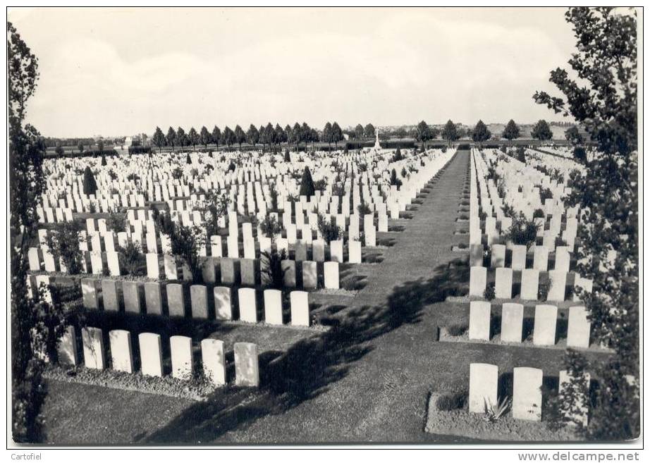 POELKAPELLE- ENGELS KERKHOF-CIMETIERE MILITAIRE- ZELDZAAM!!!! - Langemark-Poelkapelle