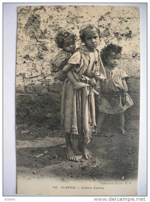 Kabylie   Enfants  Kabyles   152 - Niños