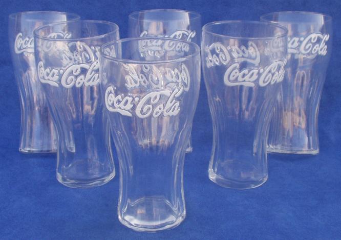 Verres "COCA COLA" Relief Blanc. - Kopjes, Bekers & Glazen