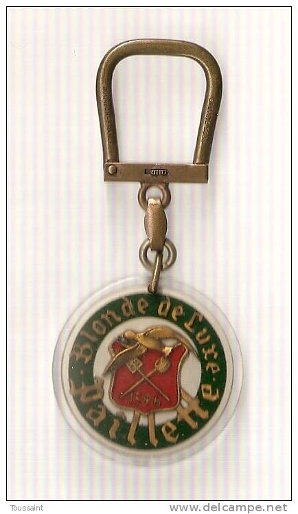 Porte Clefs: Biere Blonde De Luxe Paillette, Export Pils, Bourbon (08-404) - Porte-clefs