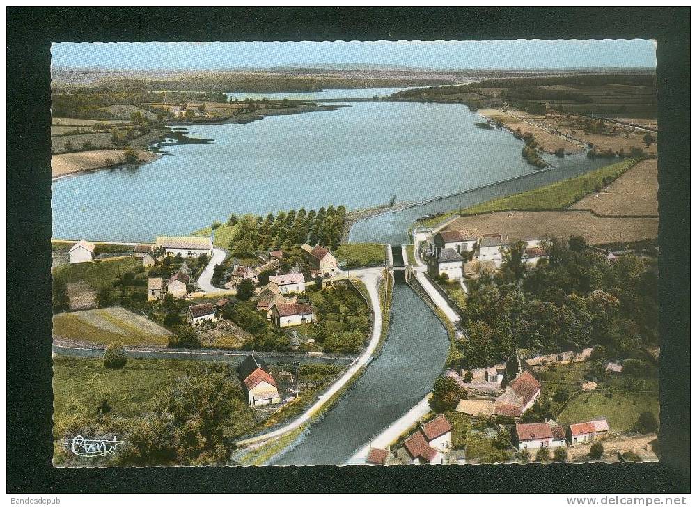 CPSM - Environs De CORBIGNY (58) - Etangs De Baye Et De Vaux - Canal Du Nivernais - Vue Aérienne COMBIER CIM 44 45 A - Corbigny